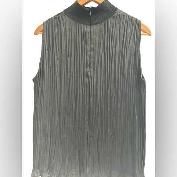 Vince mock neck sleeveless top - Picture 4 of 4